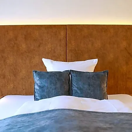 Hotel Project June - Ehemals Landgasthof Jüterbog