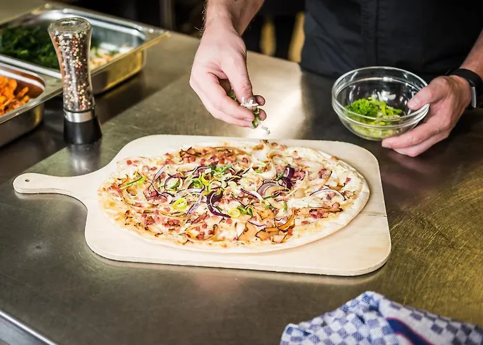 Project June - Ehemals Landgasthof فندق Jüterbog