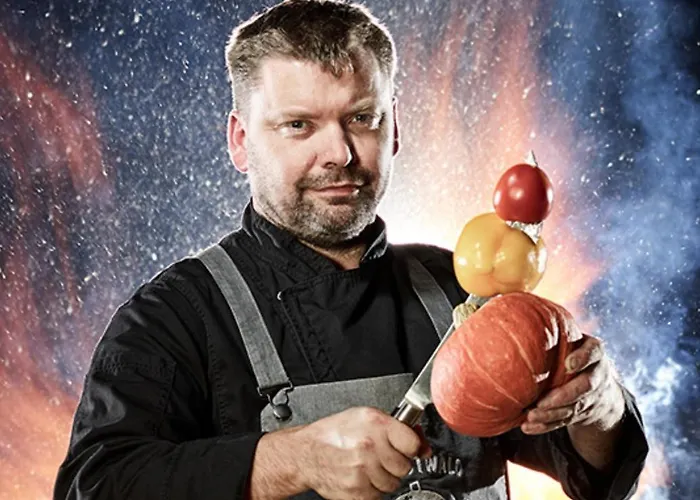 Project June - Ehemals Landgasthof فندق Jüterbog