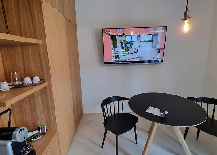 Project June - Ehemals Landgasthof فندق