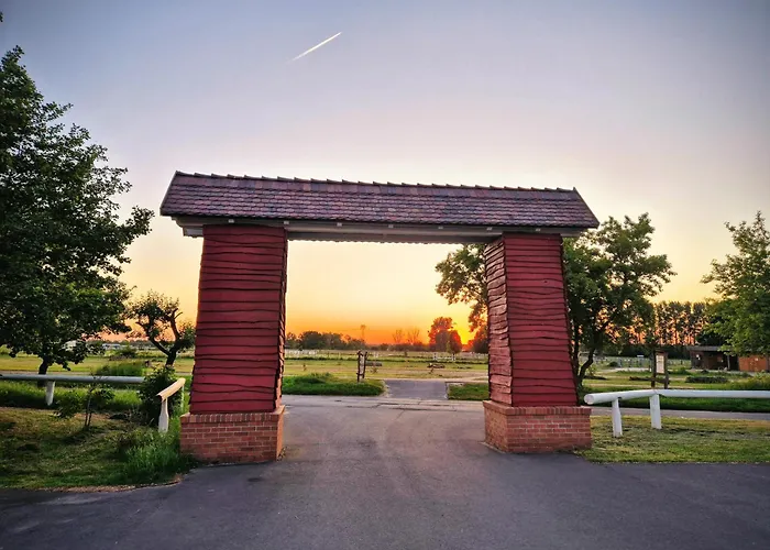 Project June - Ehemals Landgasthof Hotel 3*